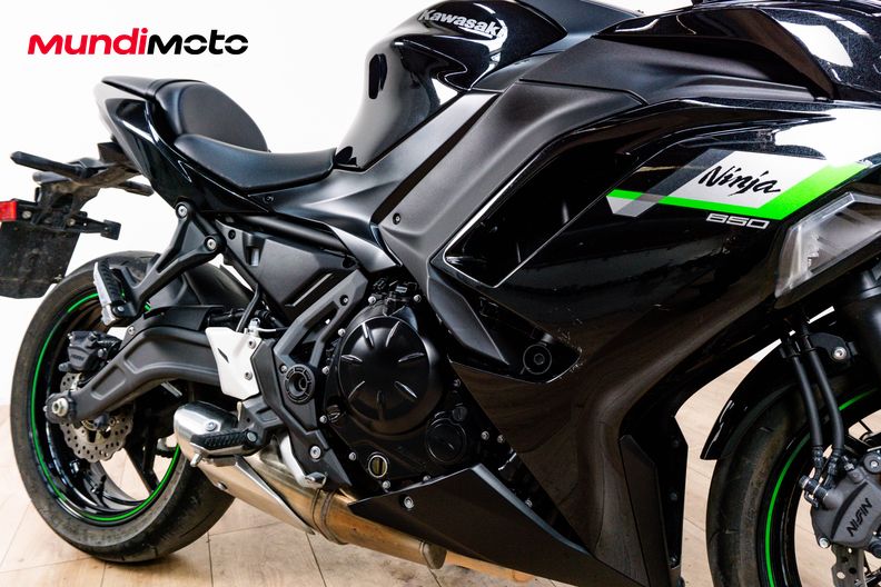 Motorbike image 4