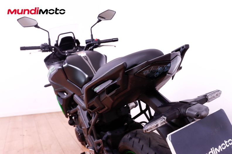 Motorbike image 9