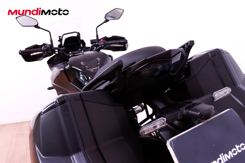 Motorbike image 9