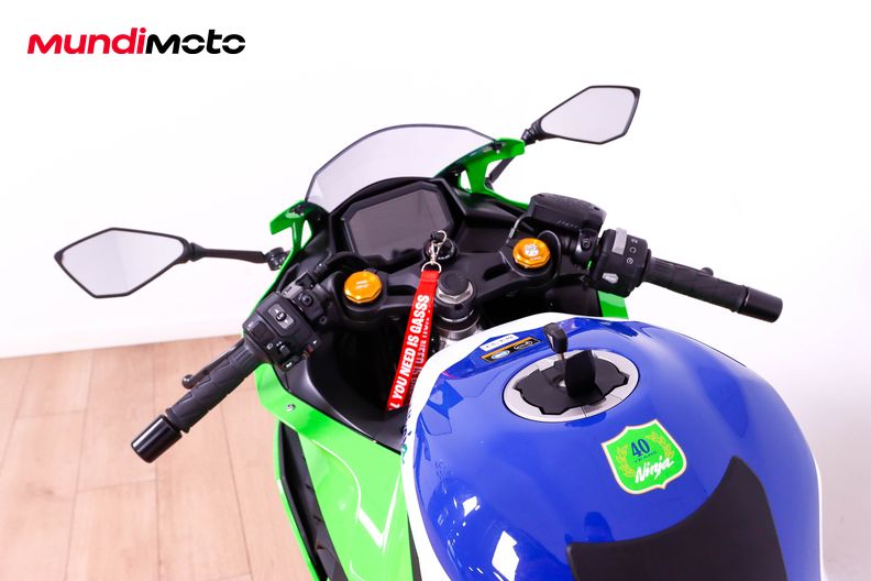 Motorbike image 10
