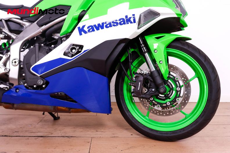 Motorbike image 13