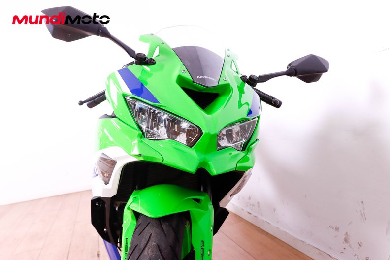 Motorbike image 4