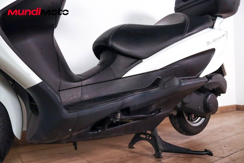 Motorbike image 8