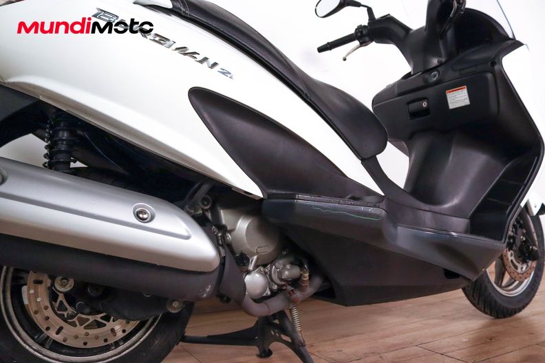 Motorbike image 3
