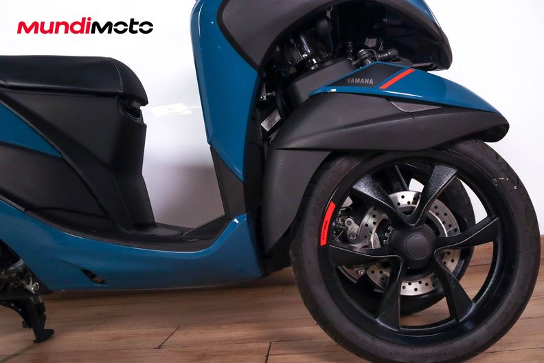 Motorbike image 12