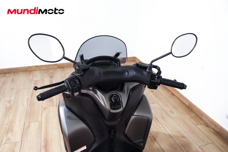 Motorbike image 10