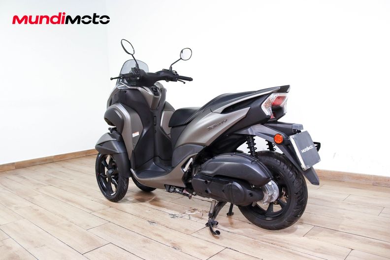 Motorbike image 6