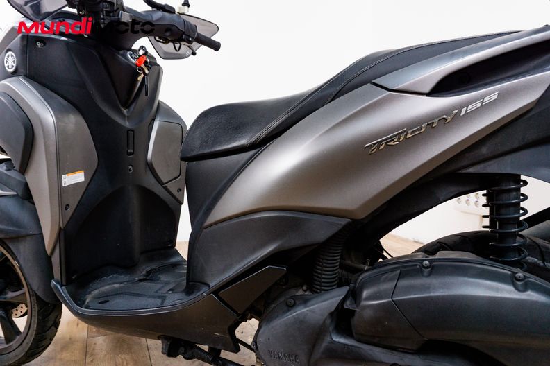 Motorbike image 8