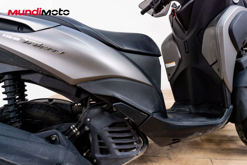 Motorbike image 3