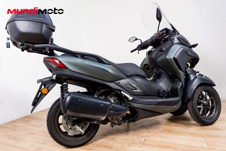 Motorbike image 2