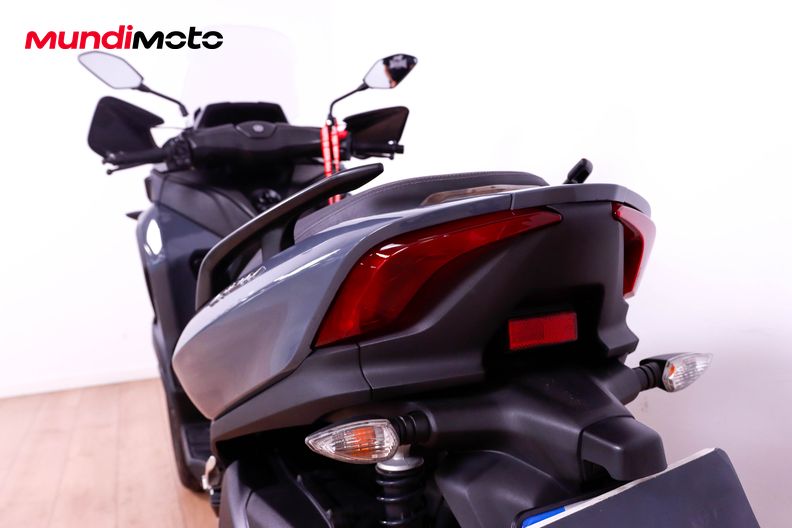 Motorbike image 9