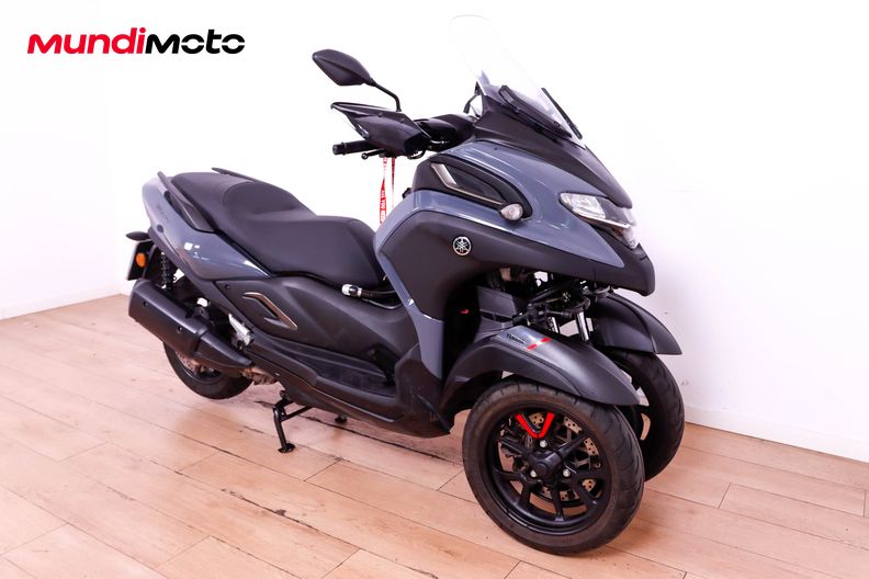 Motorbike image 1