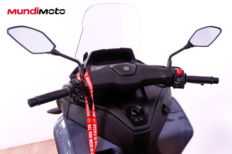 Motorbike image 10