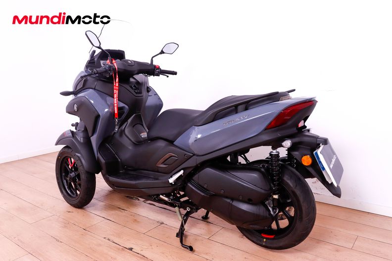 Motorbike image 6