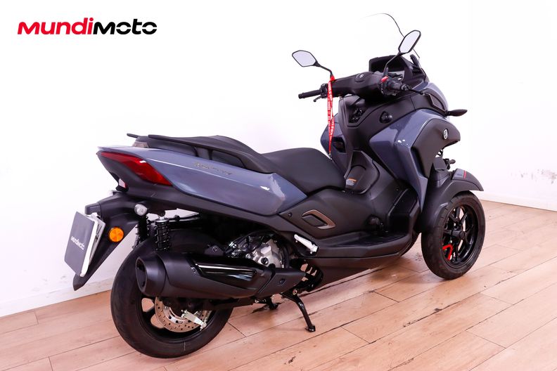 Motorbike image 2