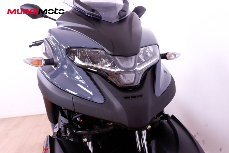 Motorbike image 4