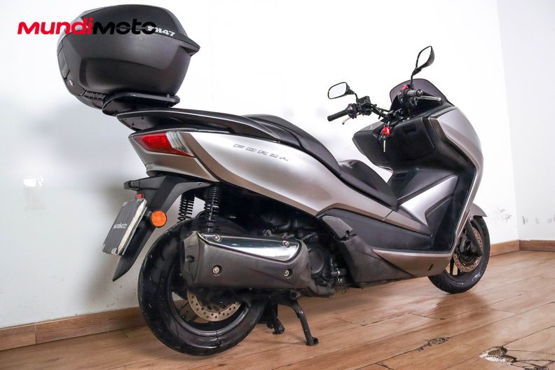 Motorbike image 2