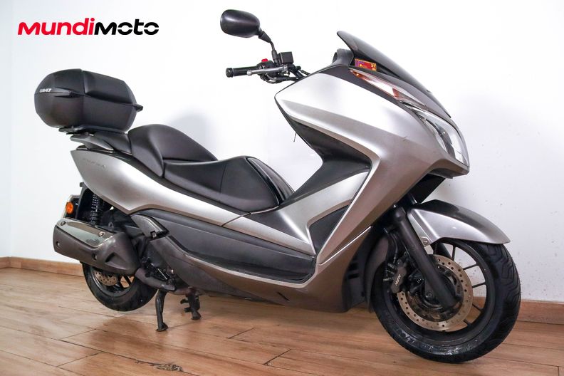 Motorbike image 1