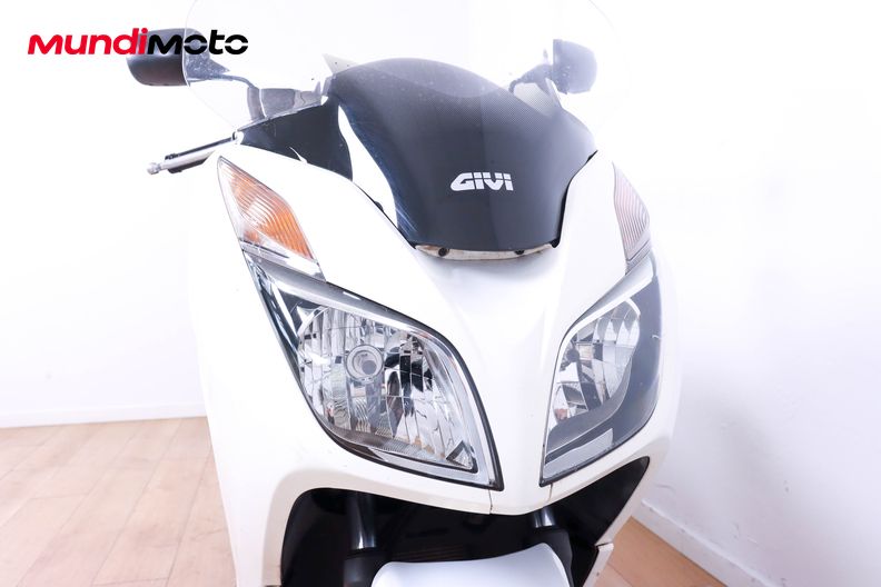 Motorbike image 4