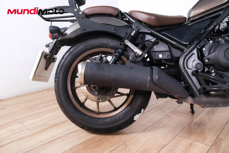 Motorbike image 3
