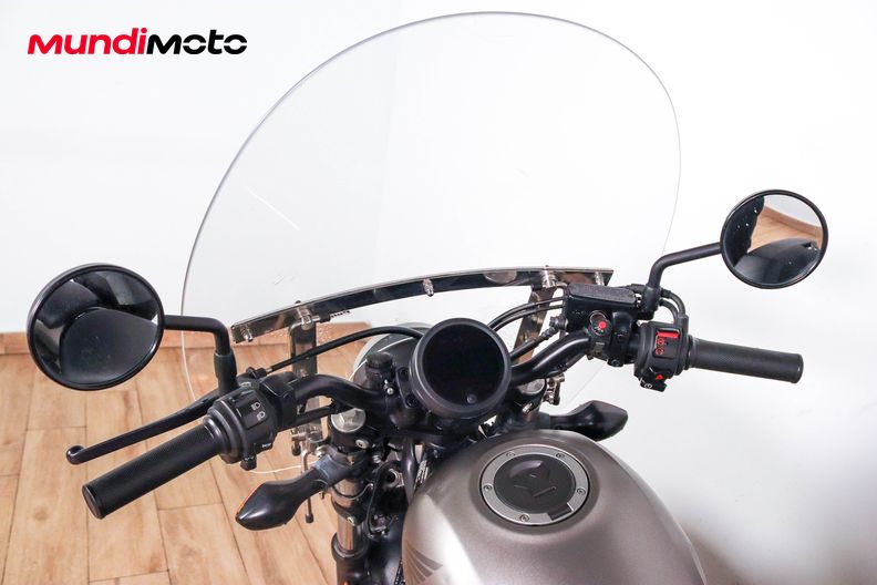 Motorbike image 10