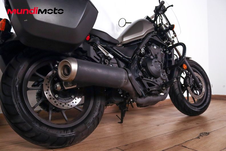 Motorbike image 3