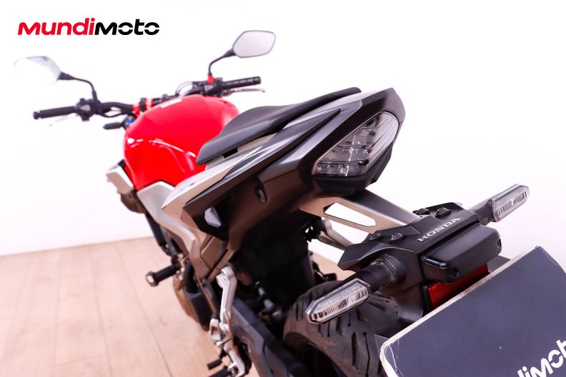 Motorbike image 9