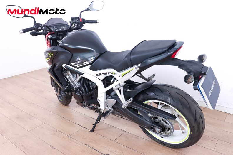 Motorbike image 6