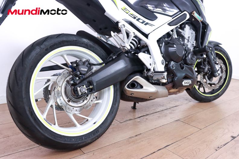 Motorbike image 3