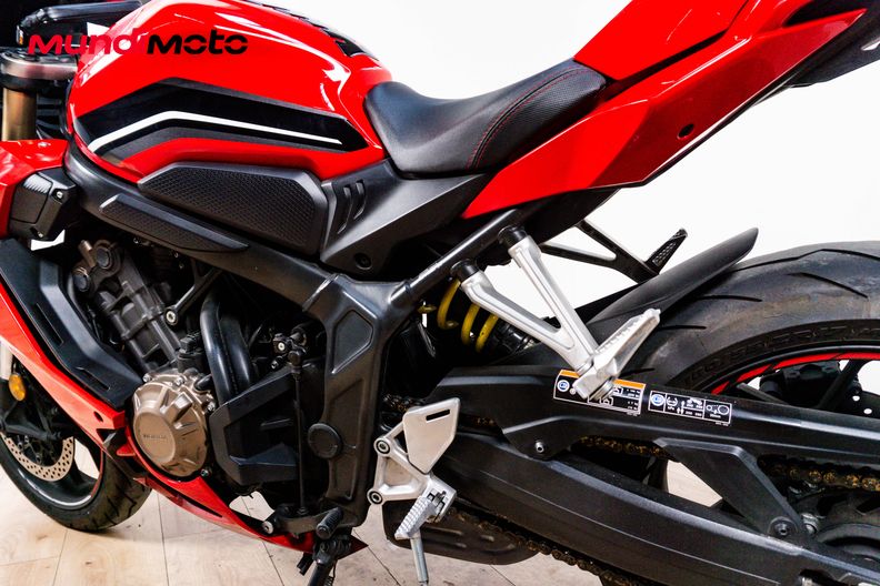 Motorbike image 8
