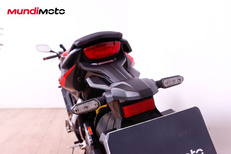Motorbike image 9