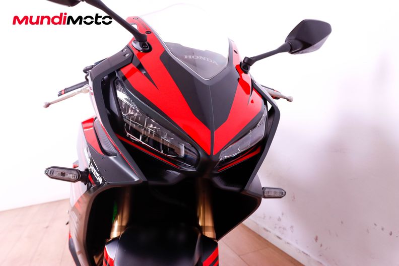 Motorbike image 4