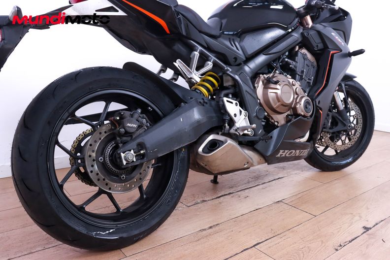 Motorbike image 3