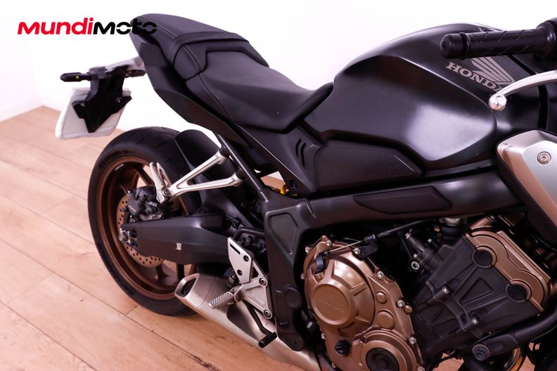 Motorbike image 13