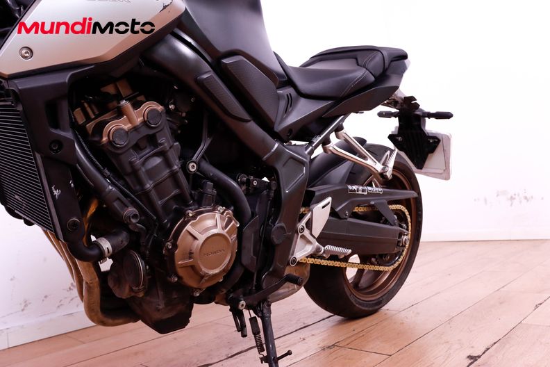 Motorbike image 8