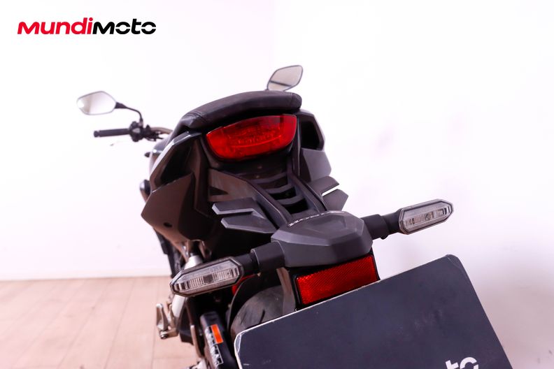 Motorbike image 9