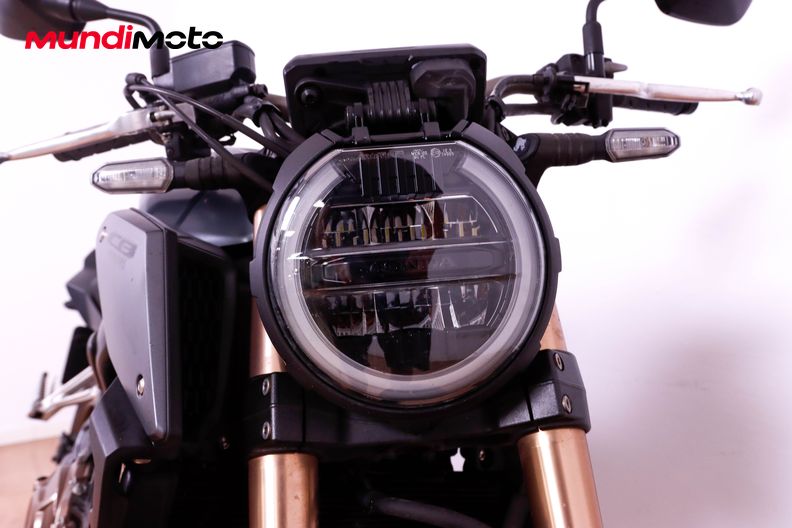 Motorbike image 4