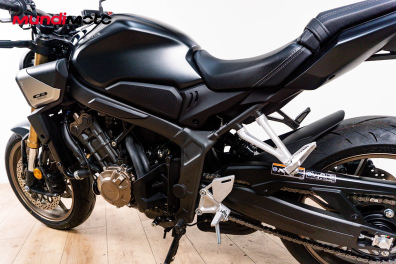 Motorbike image 8