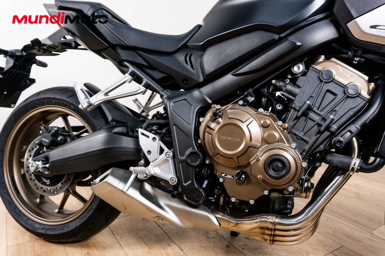 Motorbike image 4