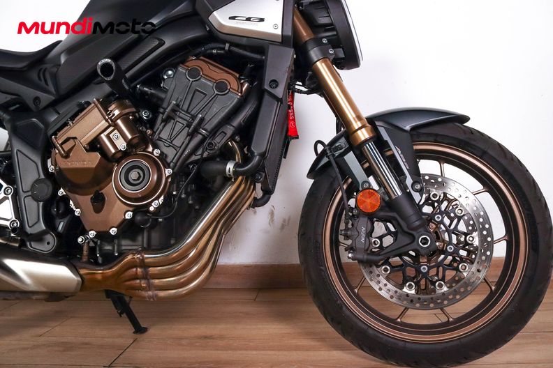 Motorbike image 13