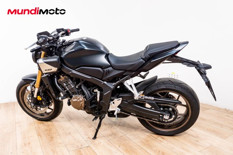 Motorbike image 7