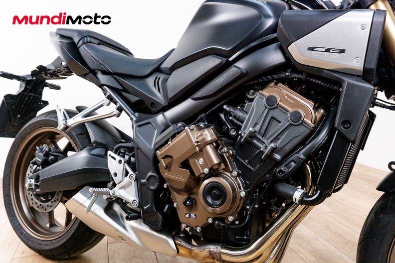 Motorbike image 4