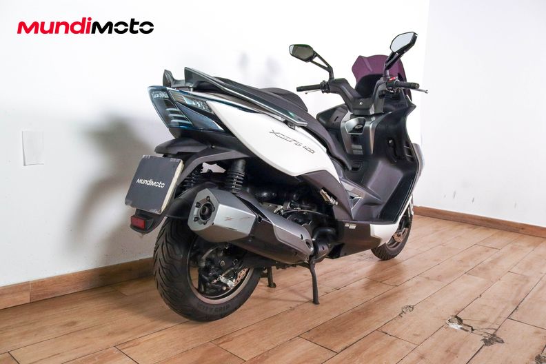 Motorbike image 2