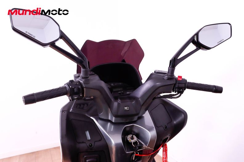 Motorbike image 10