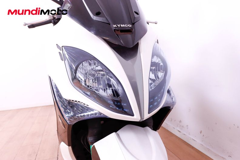 Motorbike image 4