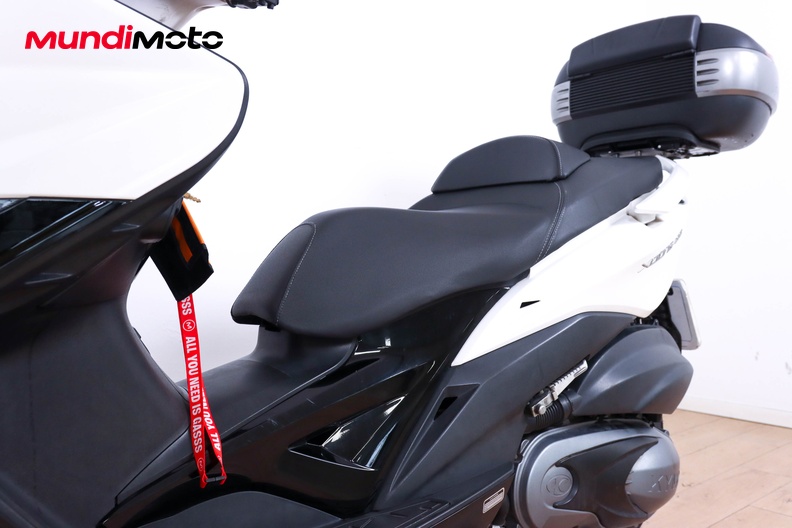 Motorbike image 8