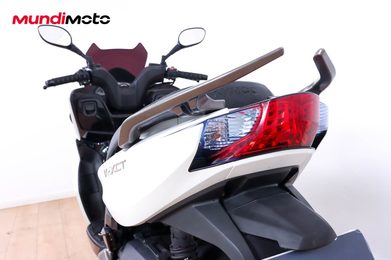 Motorbike image 9