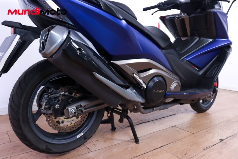 Motorbike image 3
