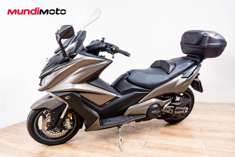 Motorbike image 6