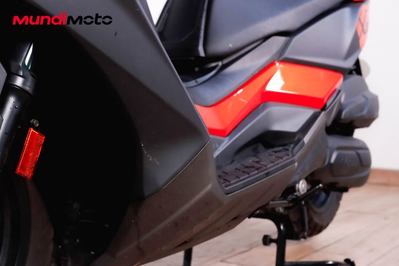 Motorbike image 8